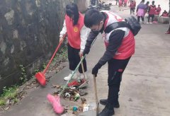 弘揚雷鋒精神，社區(qū)清潔我先行！